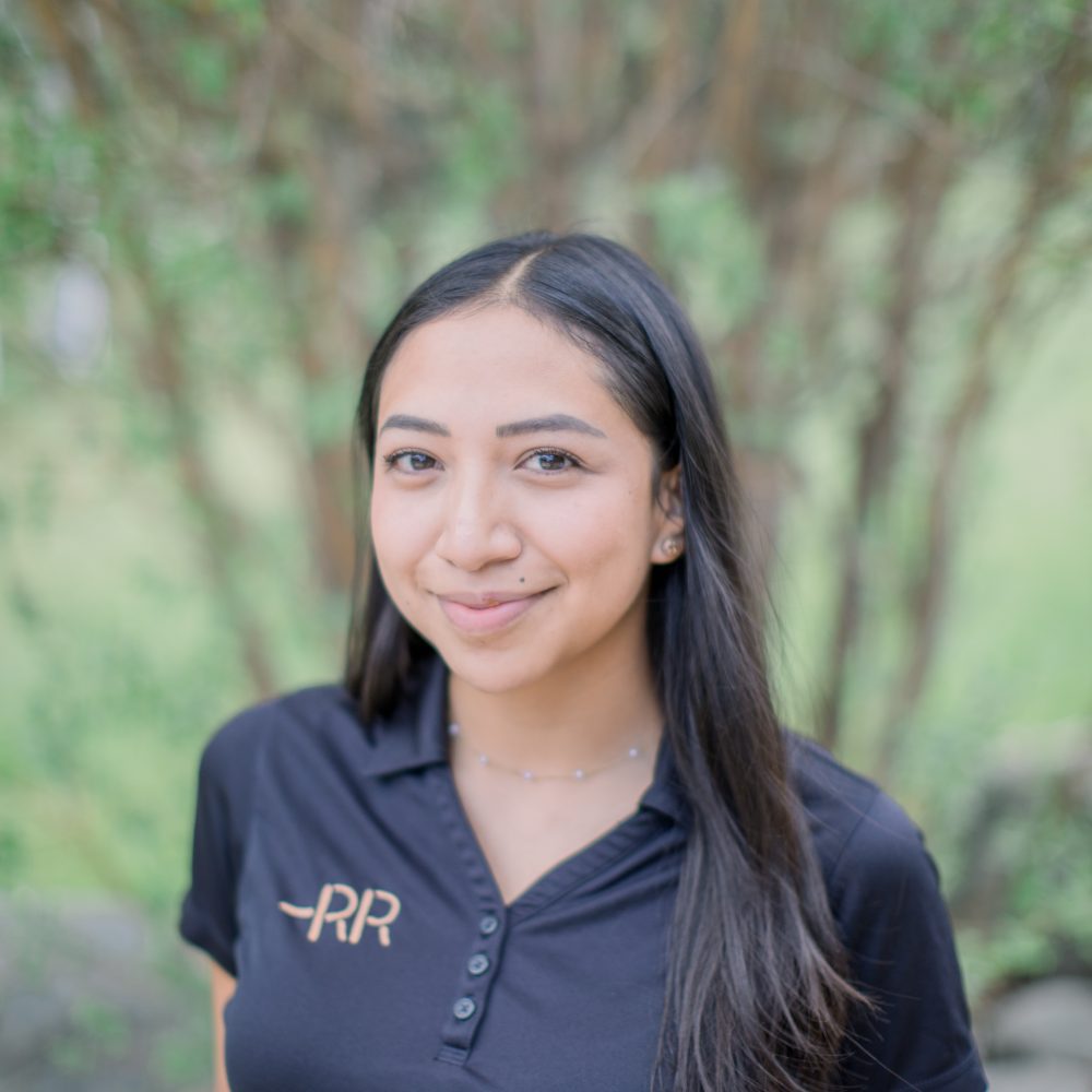 Karen Olaya-headshot